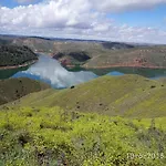Valle Del Rio Piedra Country house Carenas