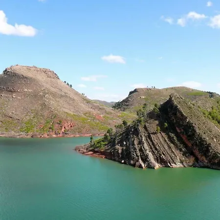 Valle Del Río Piedra Carenas