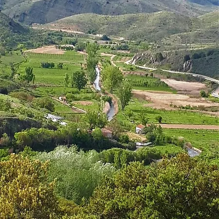 Valle Del Río Piedra * Carenas