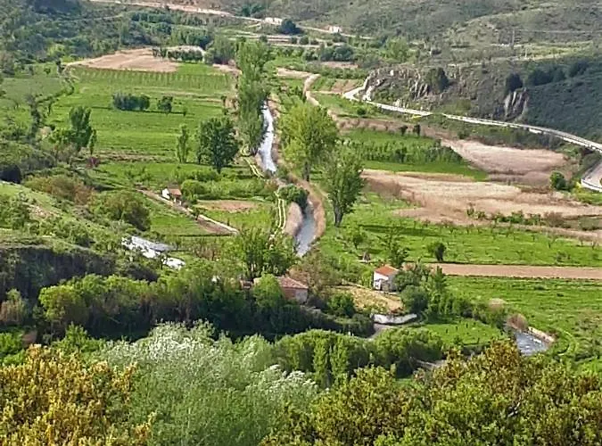 Valle Del Río Piedra * Carenas